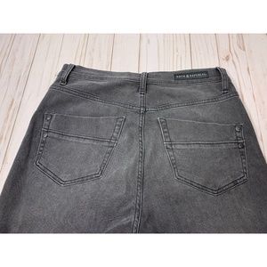 Rock & Republic • High Roller Skinny Jeans